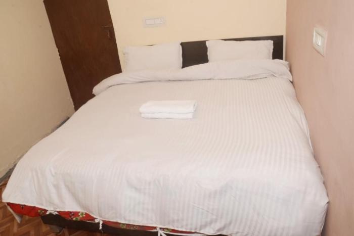 SPOT ON Hotel Abhinandan