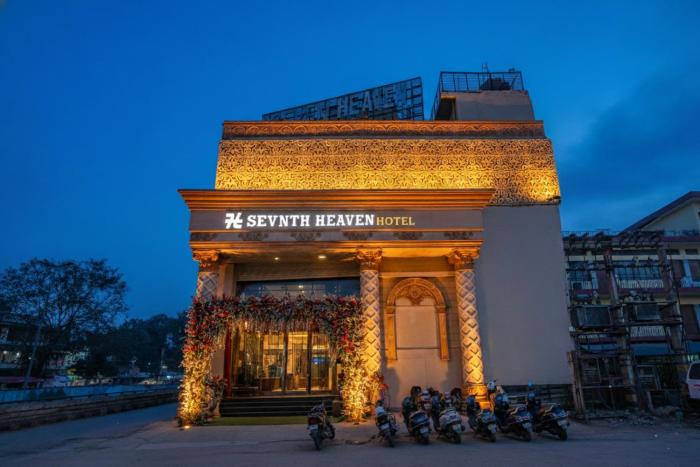 Hotel Seventh Heaven I Britannia Chowk Delhi I Couple Friendly I Value For Money I Free Parking Access