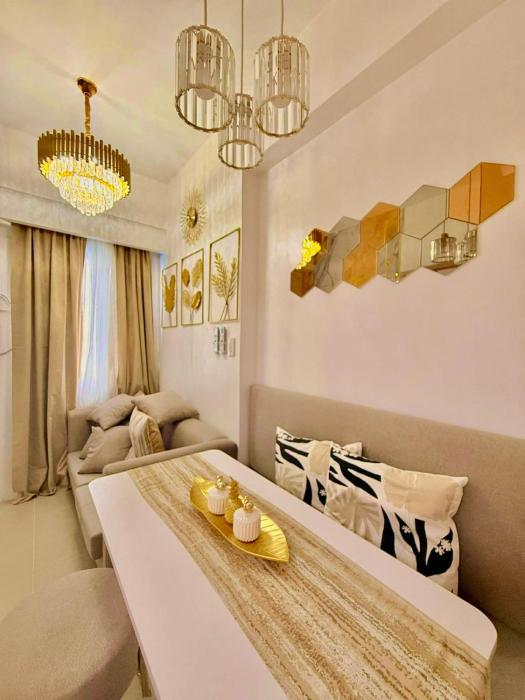 Golden Maison de Luxe