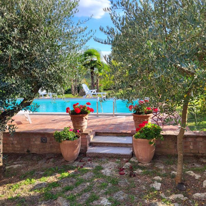 Nel Monferrato Ampio alloggio in villa in collins- Piscina USO ESCLUSIVO