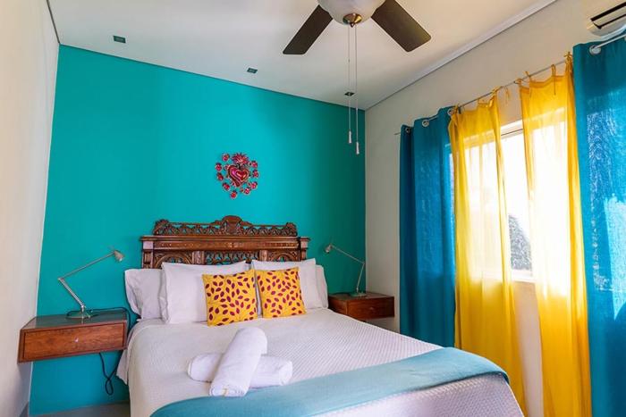 Casa de las Bugambilias B&B