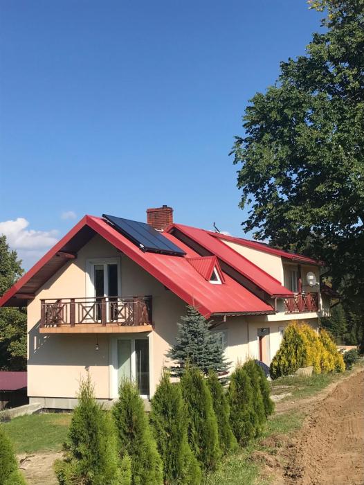 Dom przy szlaku GSB-Noclegi Na Przełęczy-Agroturystyka