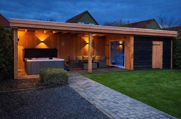 Wellness huis voor 6 personen aan het strand Zeeuwse Rust