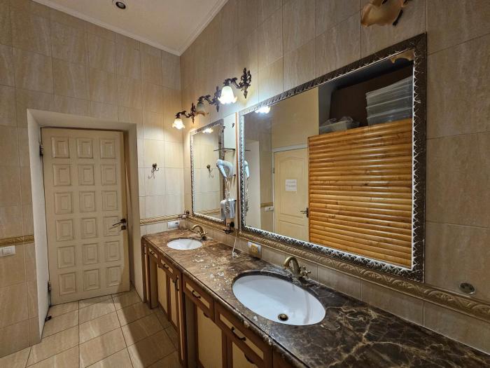 Хостел Палац Спорта