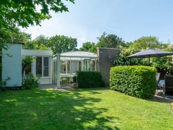 Spacious Duinland 188 home with veranda