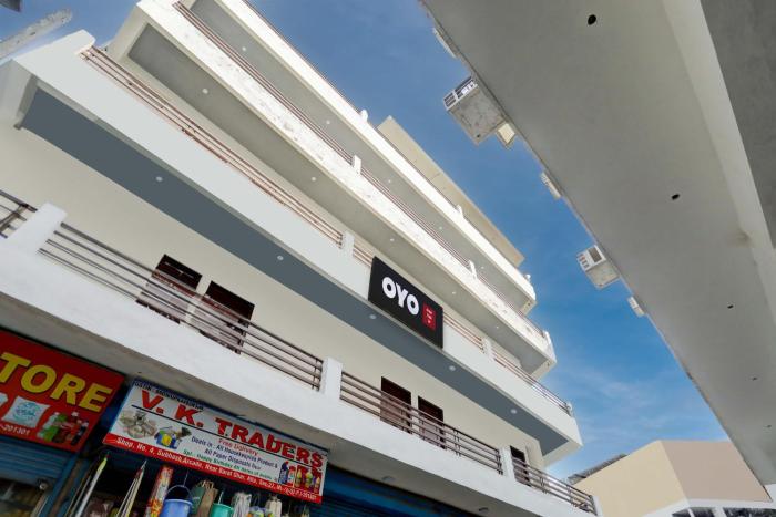 Hotel O Tilak hotel 24 Sector 27 Near by Vinayak Hospital Gali no-6