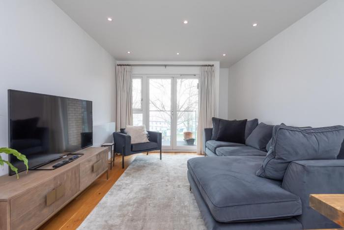Modern 1BDR Apartment with Balcony in Clapham
