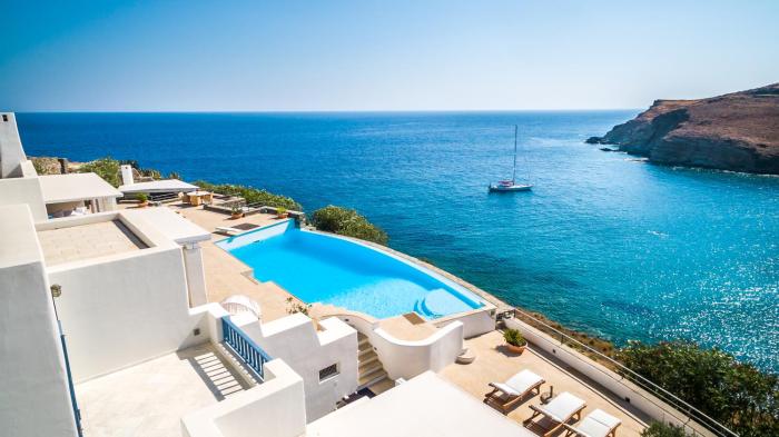 BluEros Luxury Villa - Syros Private Pool Gem