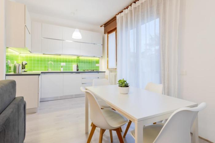 Airport 5 min - Apartment with Parking