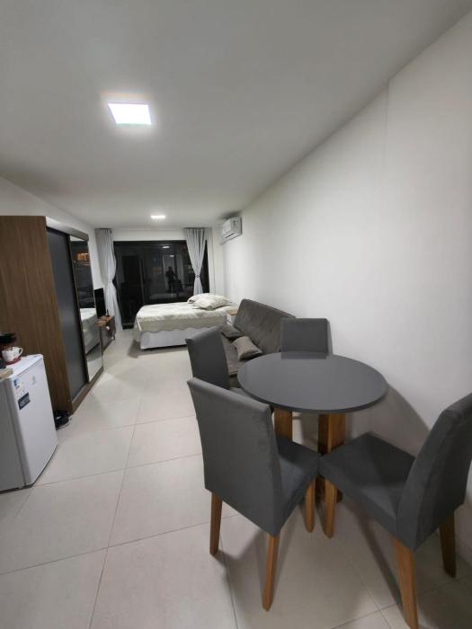 Stúdio com Piscina e Varanda privativa Skylux Apto 2109