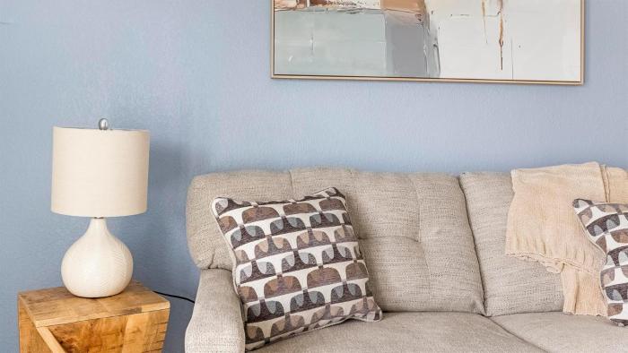 Landing Modern 1BD Clubhouse Pool