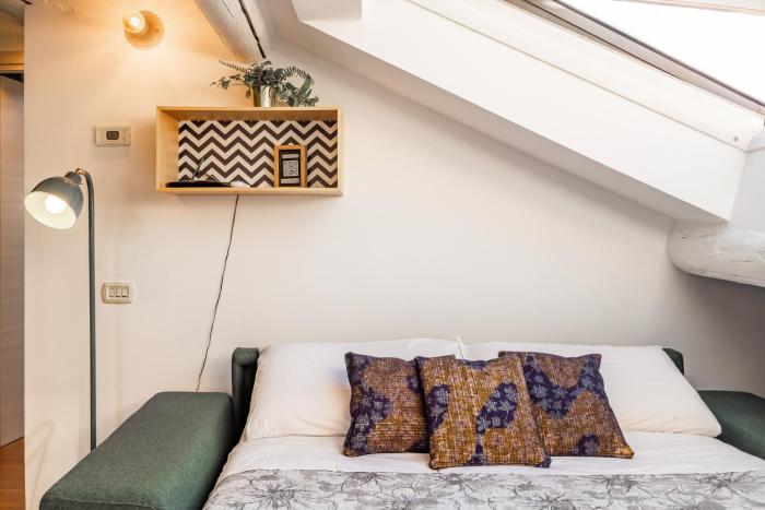 Central Station 5 min The Skyshouse