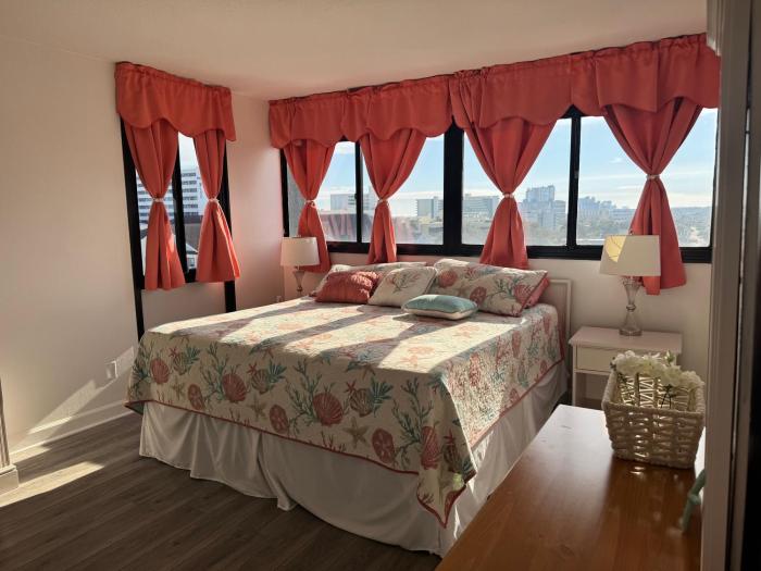 902 At The Towers- Holiday Towers