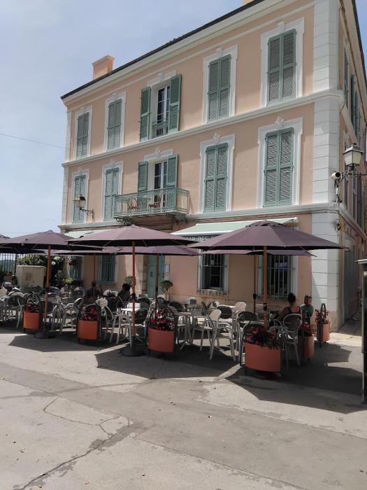 Chez Jo Fayence