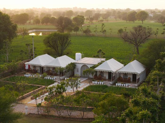 SaffronStays Raj Reverie Maharaja Tent Suites