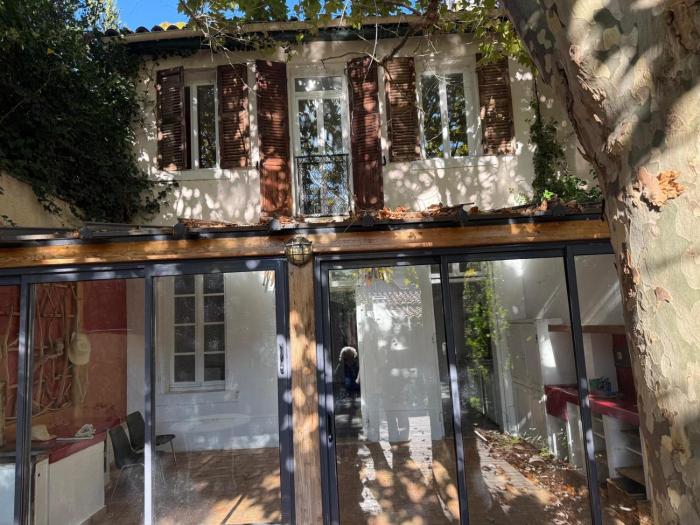 Charmante maison authentique et paisible entre mer et callanques