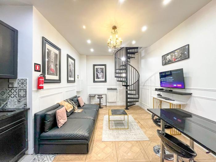 UrbanFlat 55 - Marylin Monroe Flat in Parisian Historic Passage