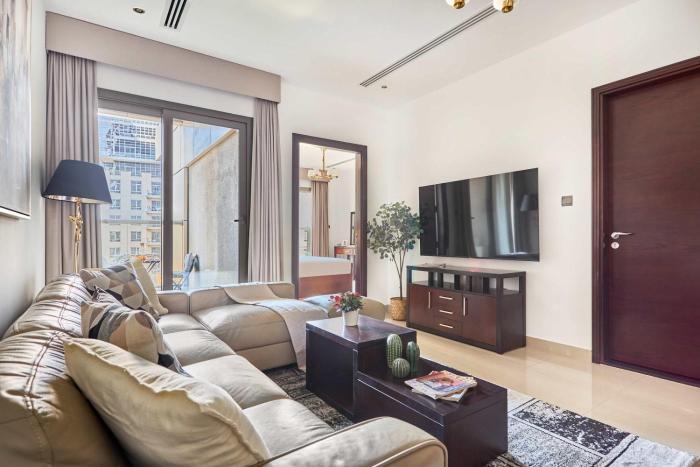 Frank Porter - Elite Downtown Residence 1