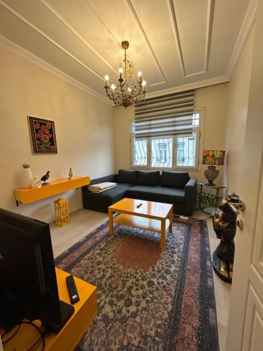 Bohemian Antique House in Colorful Balat