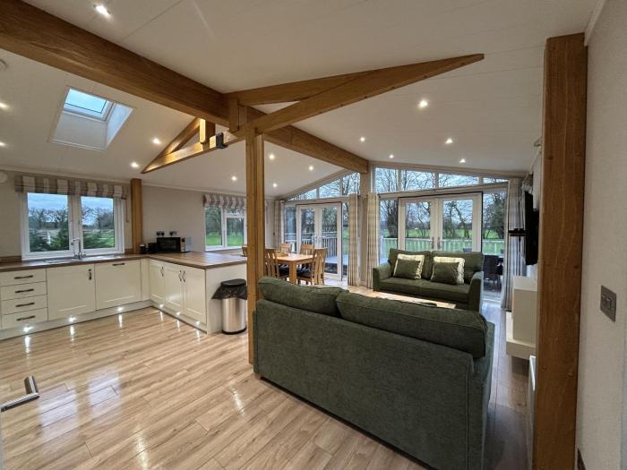 Primrose 2 bed - Violet