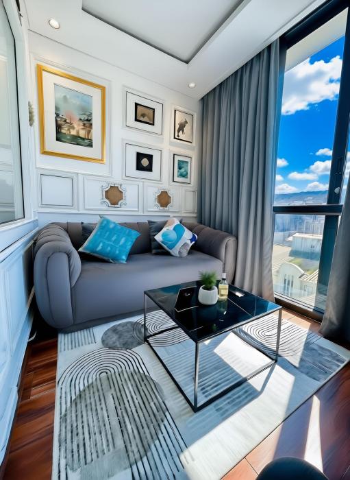 Chic 1BR In CBD With a Rooftop Pool & Private Parking