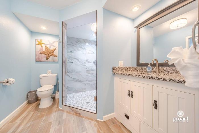 Gone Coastal 0.8 miles to beach