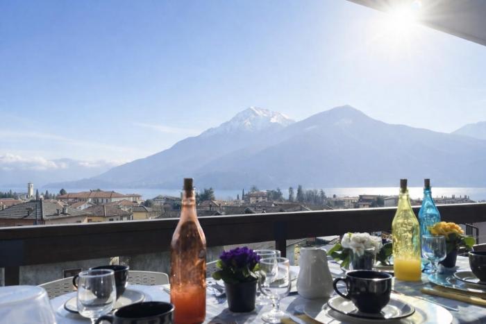 Lake Como View Radiance