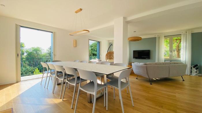 Duplex neuf centre ville, à 5 minutes de la plage!