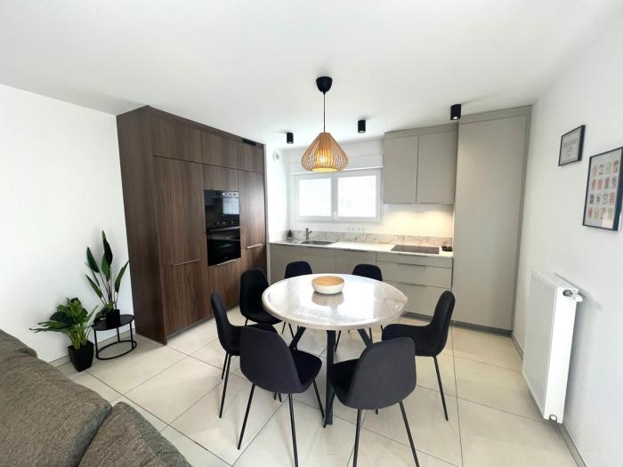 "LacAlmie" - Appartement 2 chambres avec Terrasse et Parking