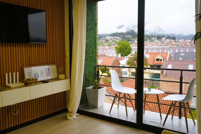 Luxury Terrace Suite Panoramic View and Garage