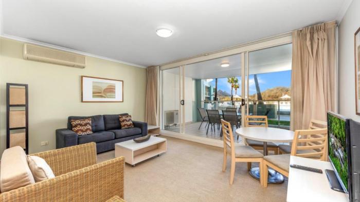 Pool Delight - Ettalong Beach Resort