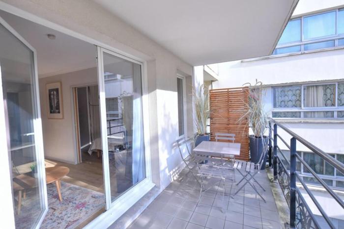 Cosy Apt With Balcony - Buttes Chaumont