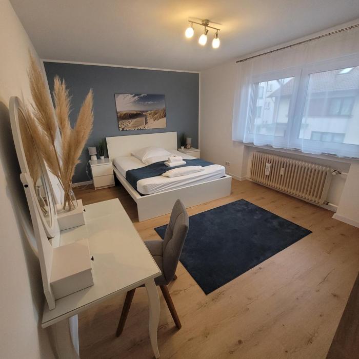 Große,Schöne FeWo nähe Schwetzingen-Hockenheim 3 Zimmer mit Balkon