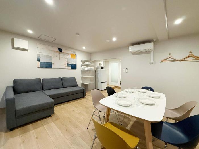 Celine Kanayama by b hotel - Vibrant 1BR Downtown Shopping & Dining Nearby 11