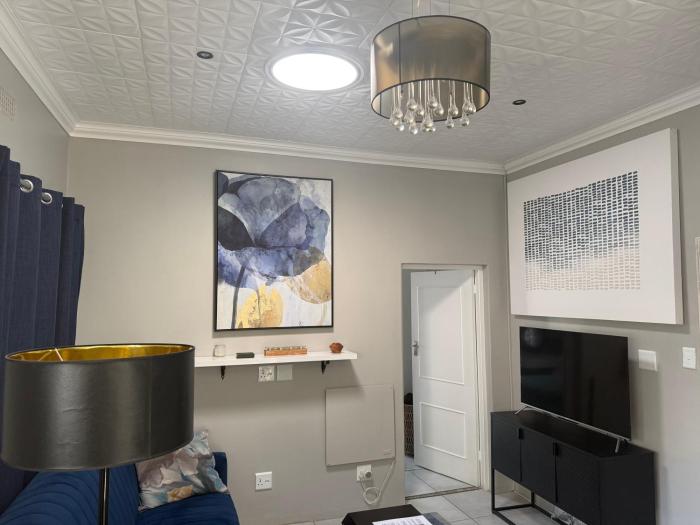 28 on Symonds Luxstudio 2