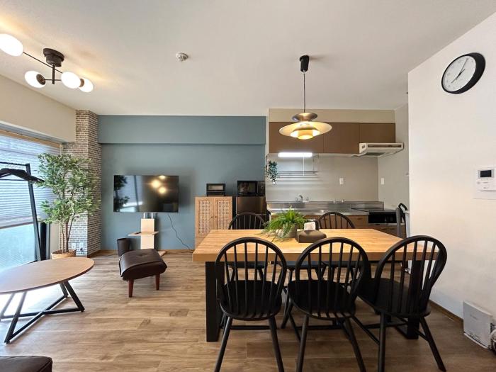 3min Walk to Station 5min to Namba Entire Private House for 10