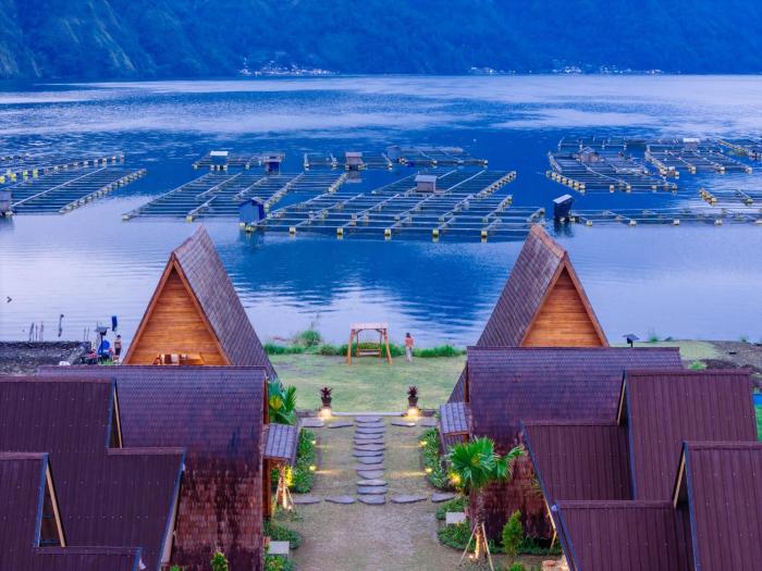 The Dewi Tasik Kintamani Cabin and Villa
