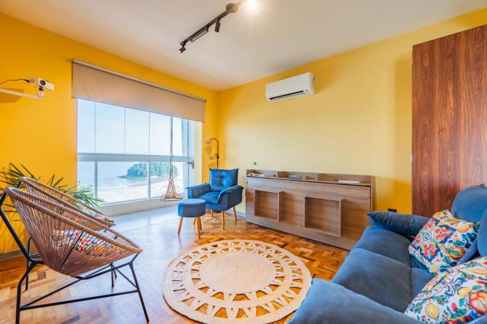 ACORDE Frente ao Mar com VISTA deslumbrante da Orla de Santos