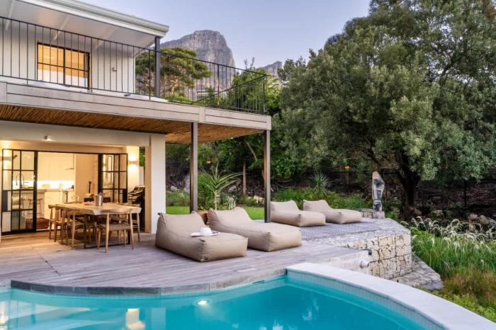 Camps Bay retreat with pool & river- Villa River 42