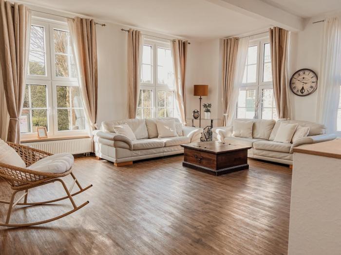 "Unnen" in der Alten Schule Greetsiel