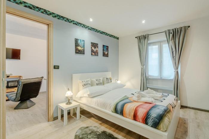 GuestHost - The Booklover Apartment