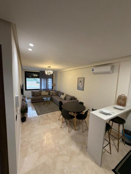 Studio for rent couple