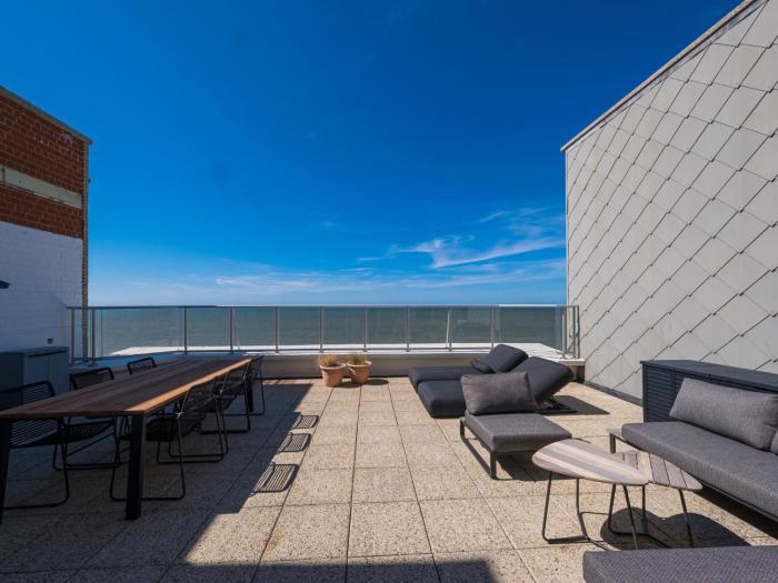 Lakme - 0801 + box 16 (Villa Georges II)