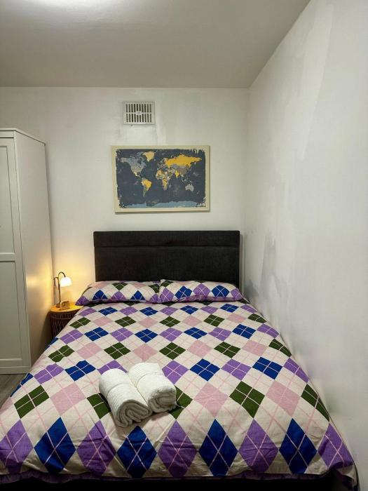 Tranquil Studio Retreat in Dublin 22 with Garden and BBQ