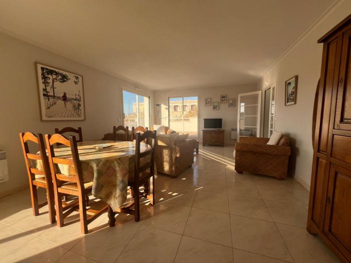 Appartement 6 pers avec terrasse 80 m², hyper centre, plage à 50m, 296 bd de la plage, Arcachon - FR-1-474-148