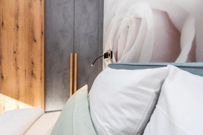 Aenna Apart Prutz