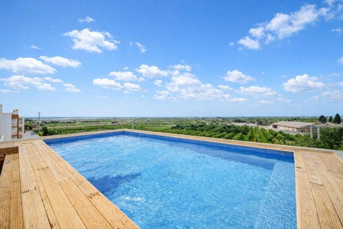 BeGuest Sea View Escape