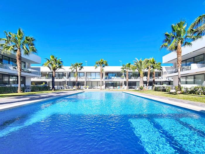 Antilia Terraces 3 Apartment - 8310