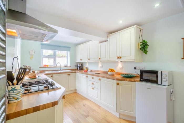 4 Bed in Barmouth oc-n32921