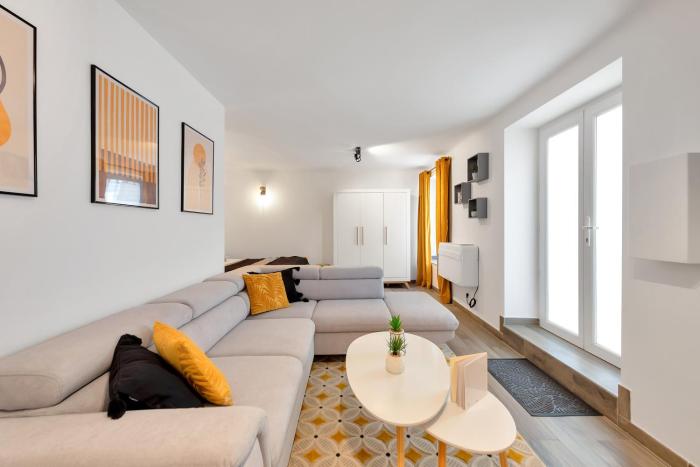 LE PALME DOR splendide studio cocon près de la Croisette, du Palais et des plages